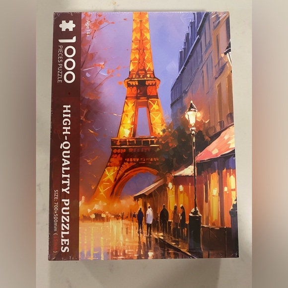 Other - NWT High-Quality Puzzles 1000 Pieces - Eiffel Tower at Night